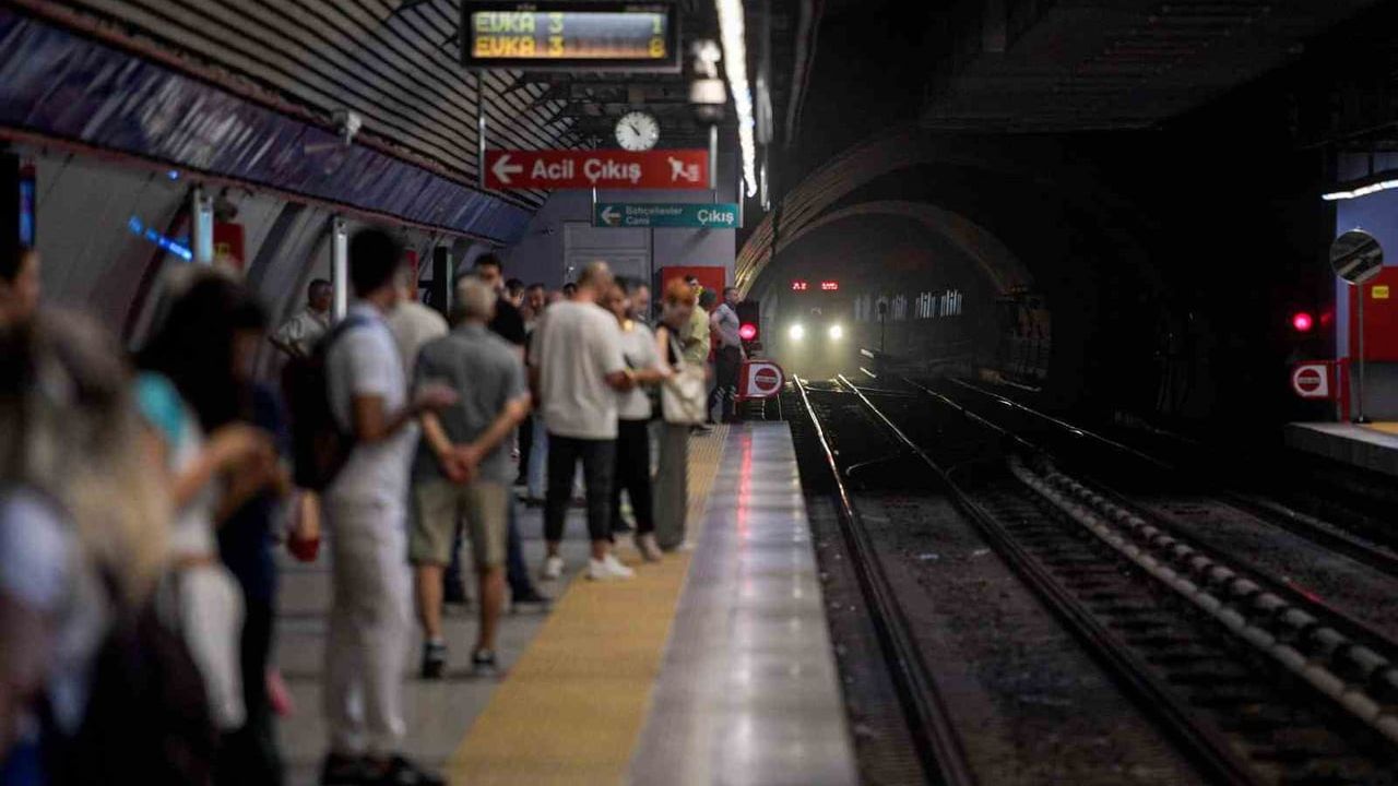 İzmir'de Yılbaşı Ulaşım Düzenlemesi