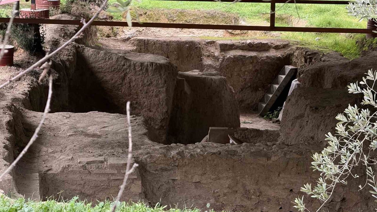 İznik’te Hisardere Nekropolü’nde “Çoban İsa” freski bulundu