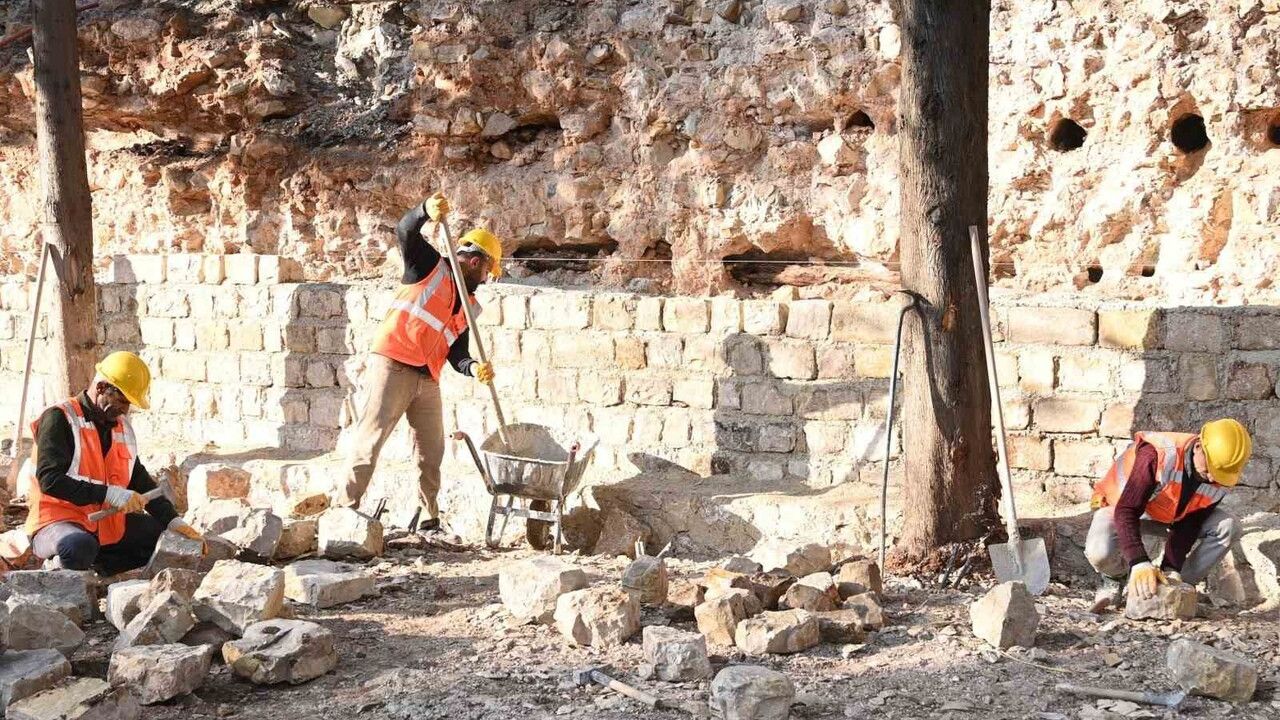 Kahramanmaraş’ın tarihi yapıları restorasyonla yeniden hayat buluyor
