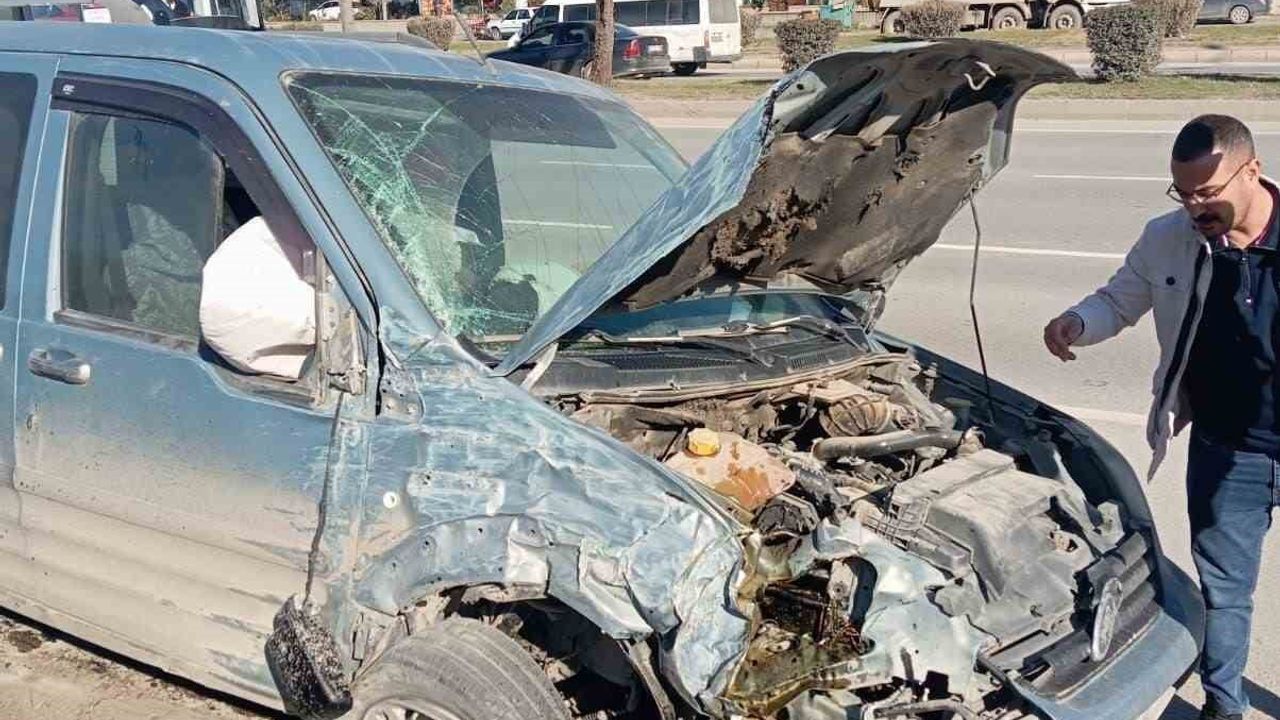 Kahramanmaraş’ta halk otobüsü devrildi: 13 yaralı, 4'ü ağır