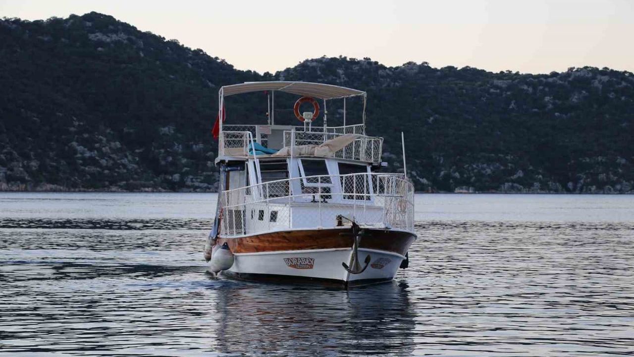 Kaleköy'de eğitim denizden başlıyor: Bir öğrencinin umut yolculuğu