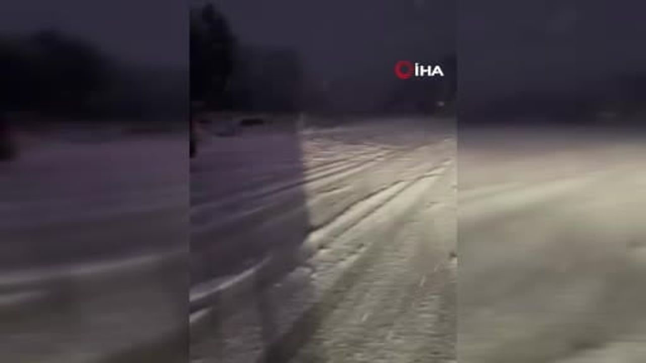 Kar yağışı Oylat Kaplıcaları yolunu ulaşıma kapattı