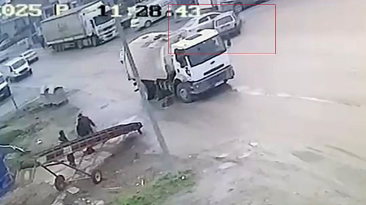 Karabük'te çarpışma ve kasksız motosiklet sürüşü kamerada