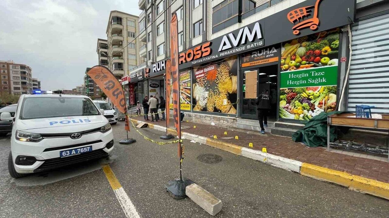 Karaköprü'de markete silahlı saldırı: 1 çalışan yaralandı