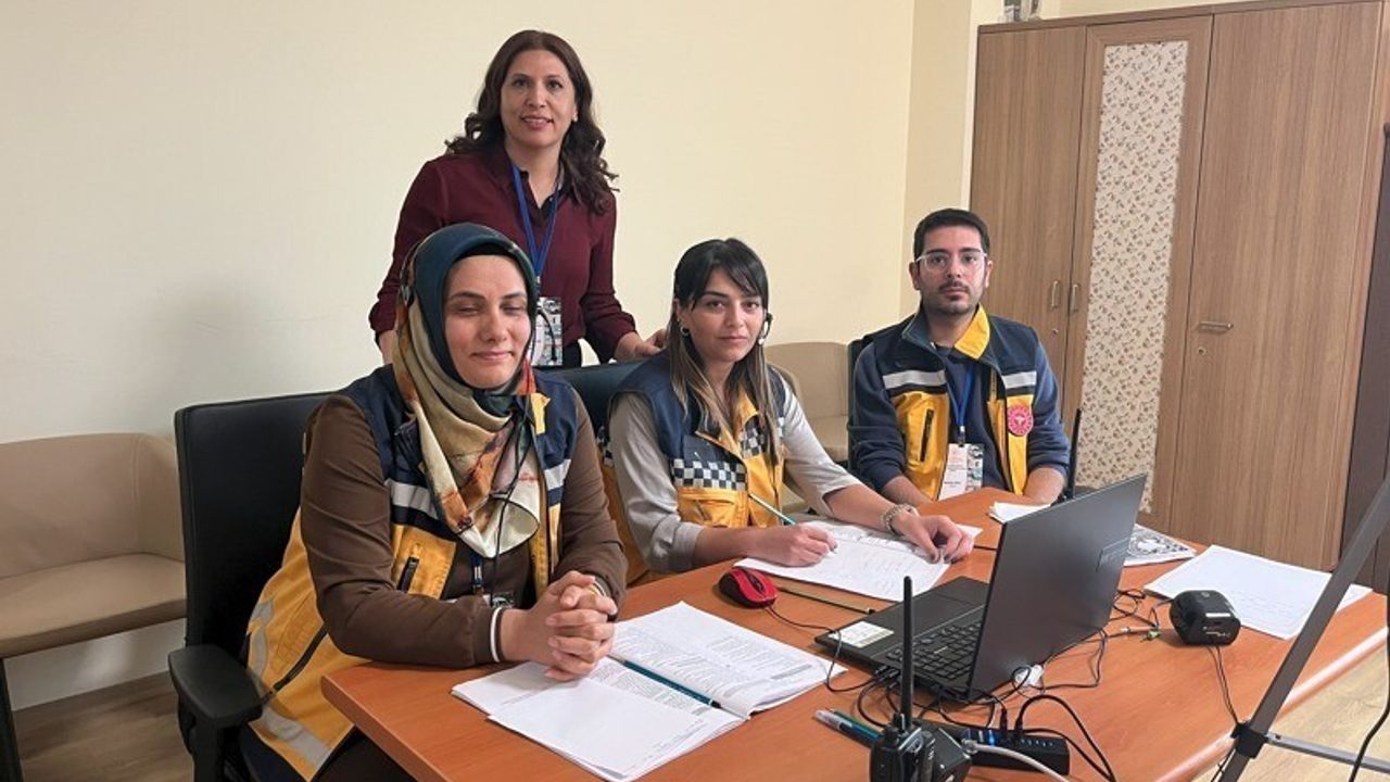 Karaman'da Komuta Kontrol Merkezi personeline 'Tıbbi Acil Çağrı Yönetimi' eğitimi