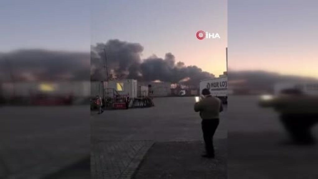 Karasu’dan kalkan CENK T feribotu Çornomorsk’ta balistik füze ile vuruldu