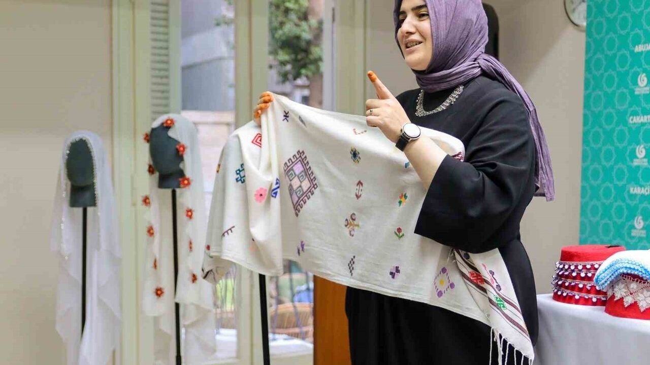 Karnavas Bezi Kahire’de Tanıtıldı