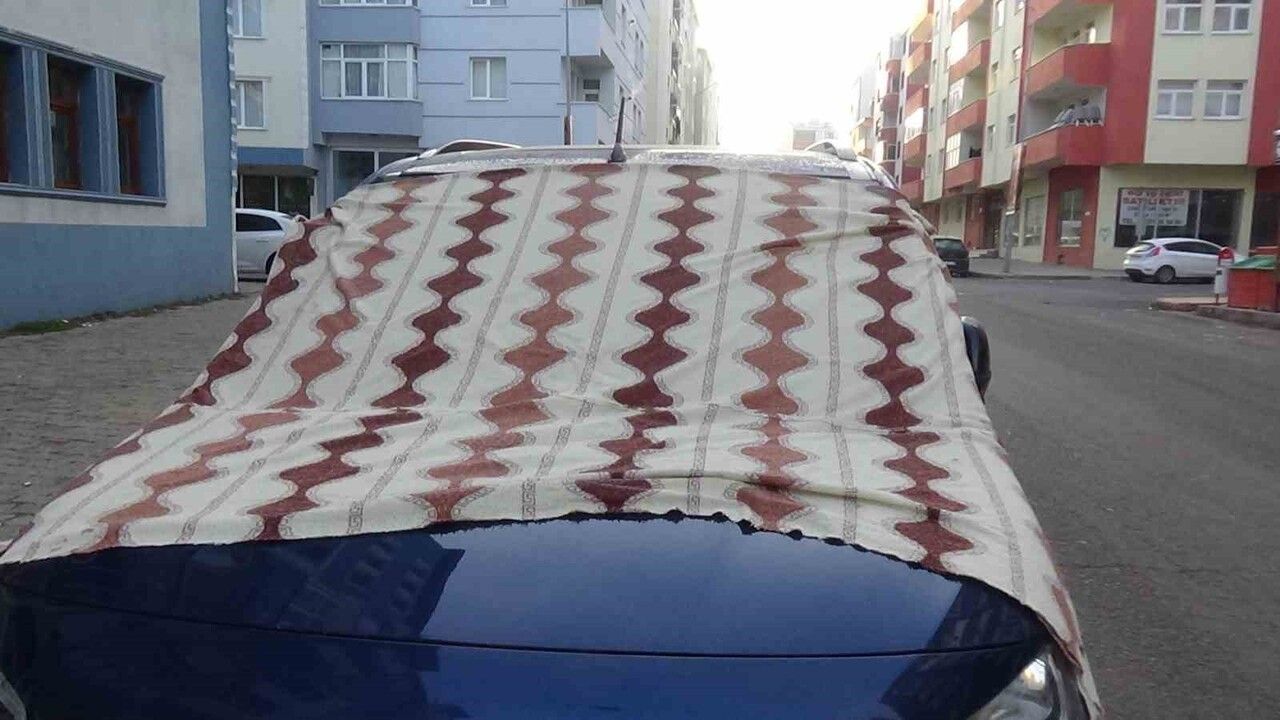 Kars'ta sıcaklık eksi 13 dereceye düştü, soğuklar günlük yaşamı etkiliyor