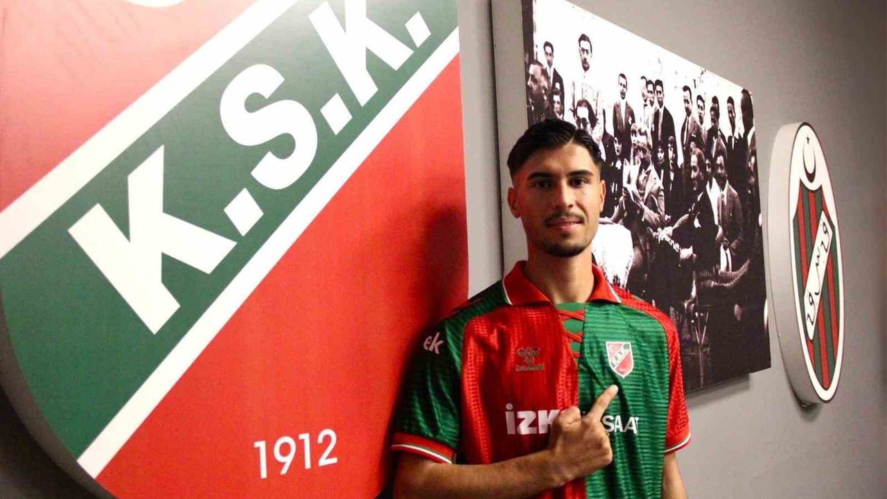 Karşıyaka, 2007 doğumlu sol bek Cumali Turhan'ı kadrosuna kattı