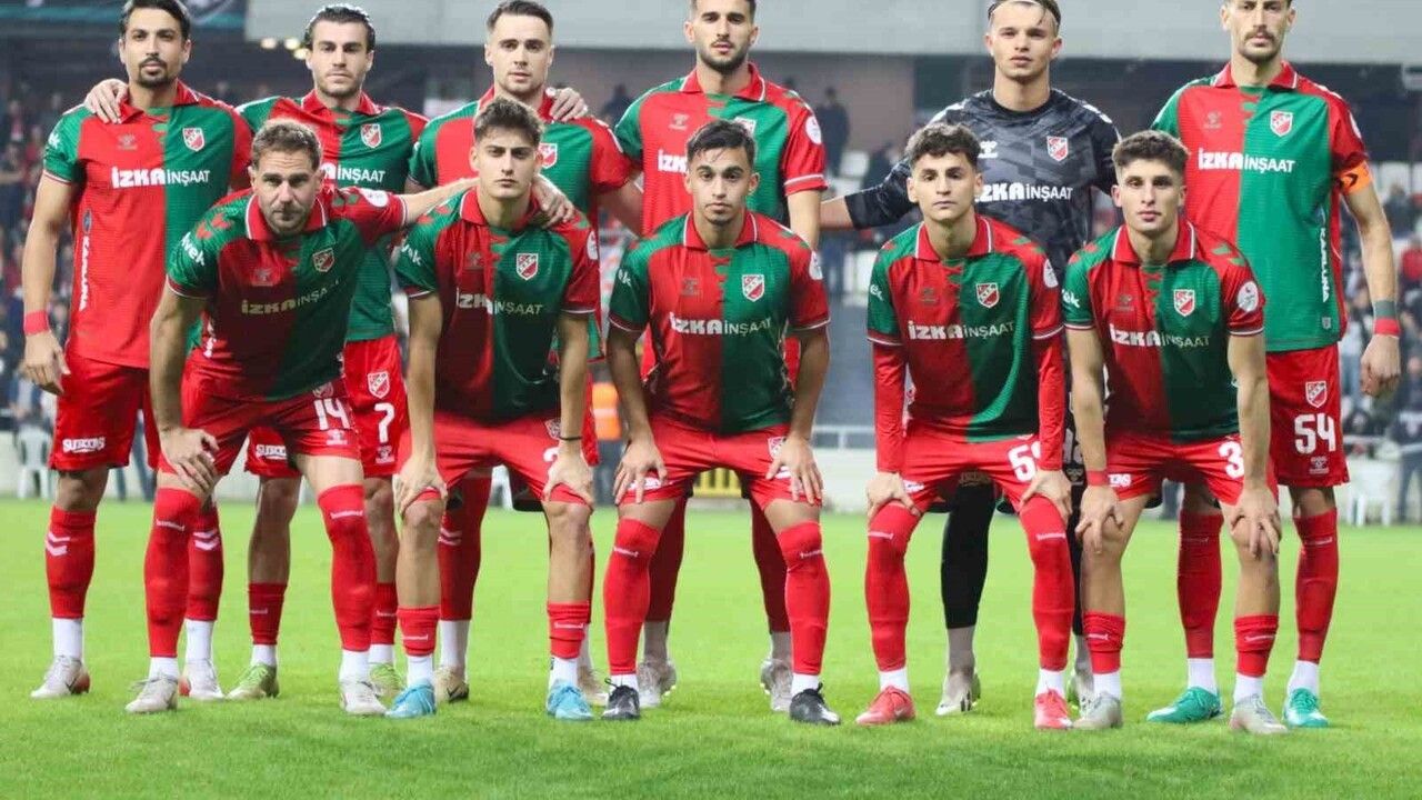 Karşıyaka, TFF 3. Lig'de yenilgisiz takımlardan biri