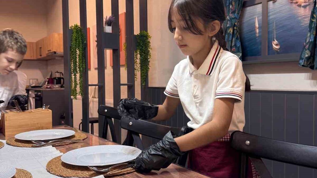 Kartepe’de Süleyman Şah İlkokulu’nda “Türkiye Yüzyılı Maarif Modeli” ile çok yönlü eğitim