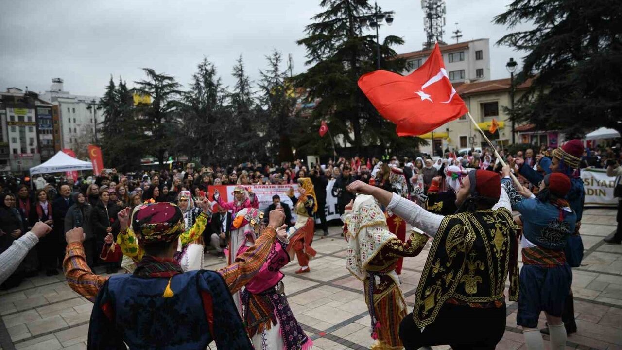 Kastamonu'da İlk Türk Kadın Mitinginin 106. Yılı Anıldı