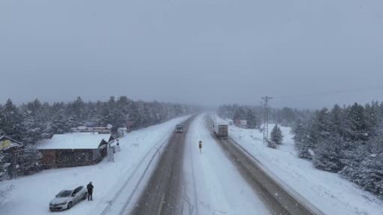 Kastamonu’da yüksek kesimlerde yoğun kar yağışı