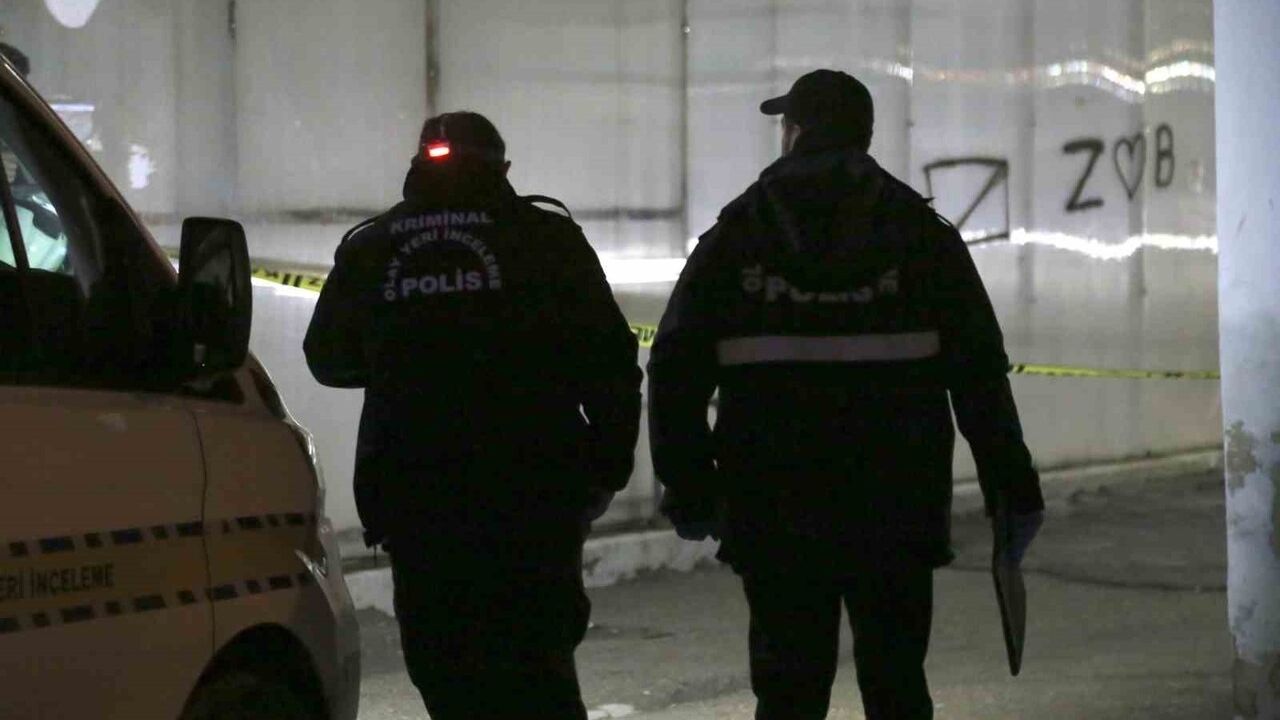 Kastamonu Kuzeykent Pazar Alanı'nda kavga: 1'i ağır, 2 yaralı