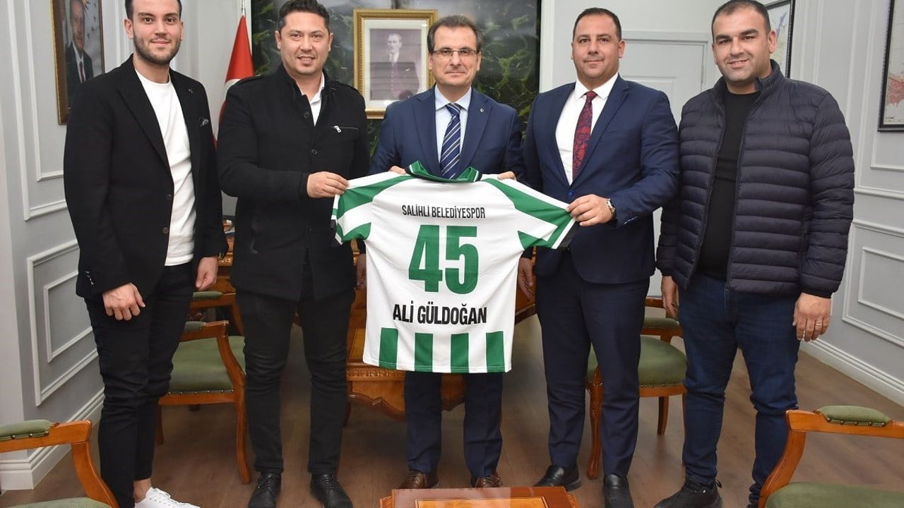 Kaymakam Ali Güldoğan'a 45 numaralı forma takdim edildi