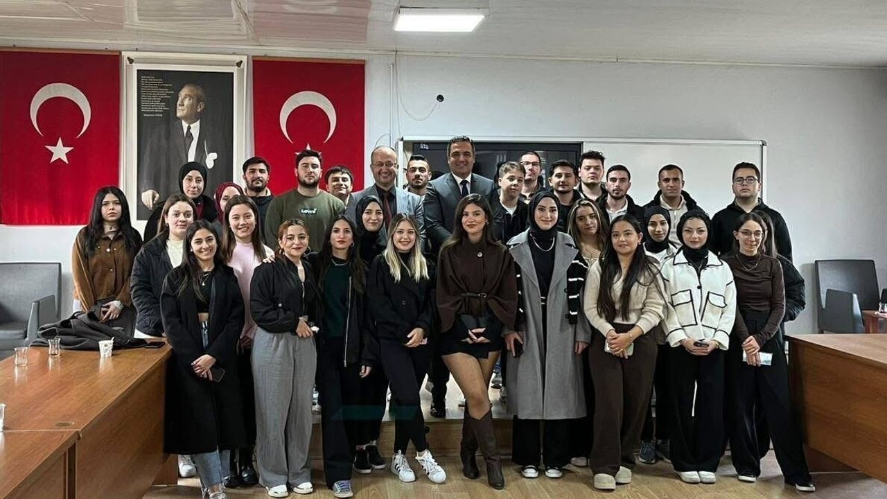 Kaymakam Dalak’tan tapu teknikerlerine mesleki rehberlik