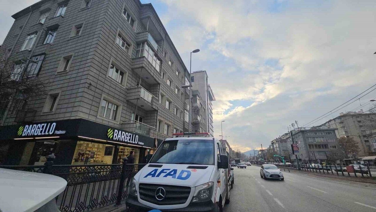 Kayseri'de kolonlardan gelen ses ihbarı üzerine AFAD ve polis inceleme yaptı