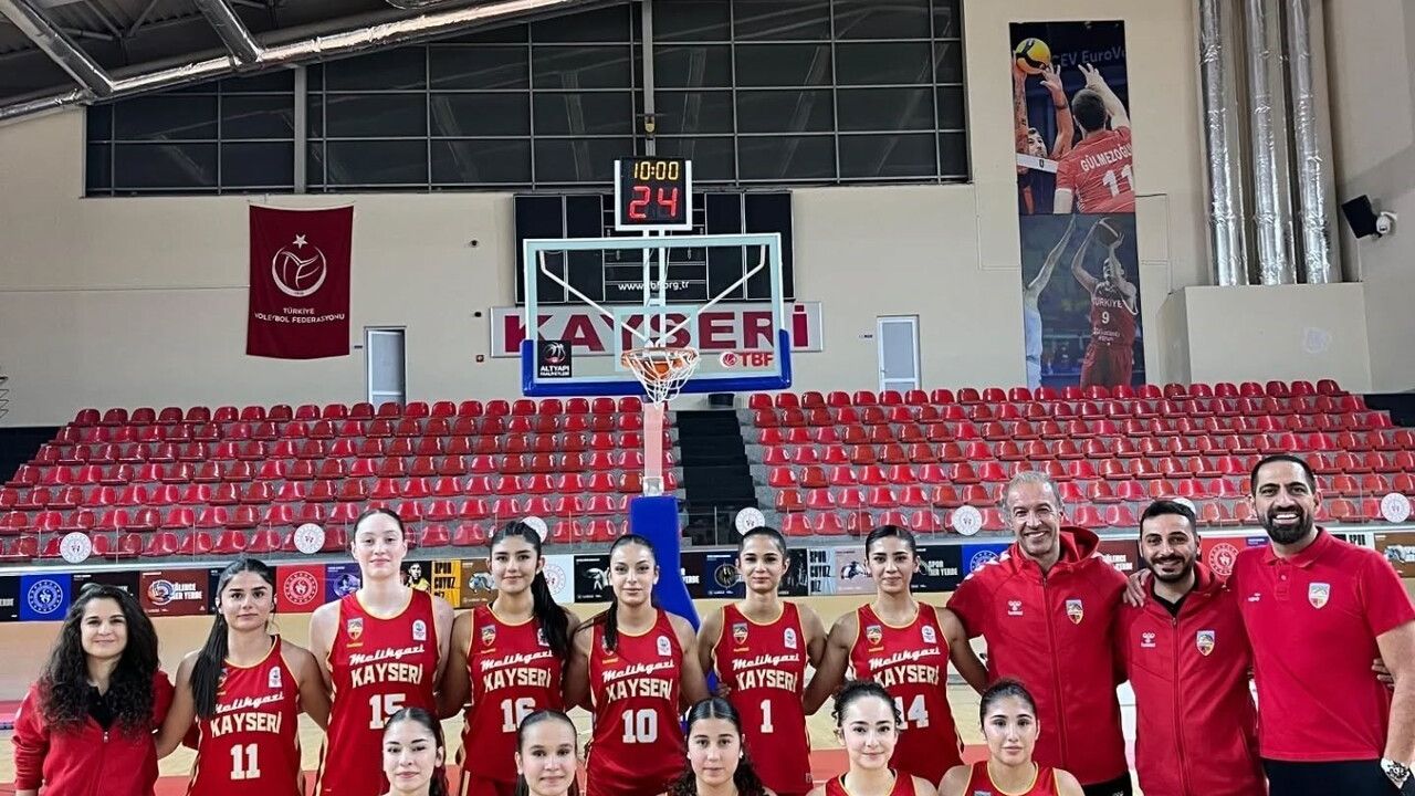 Kayseri U18 Kadınlar Basketbol Ligi sona erdi