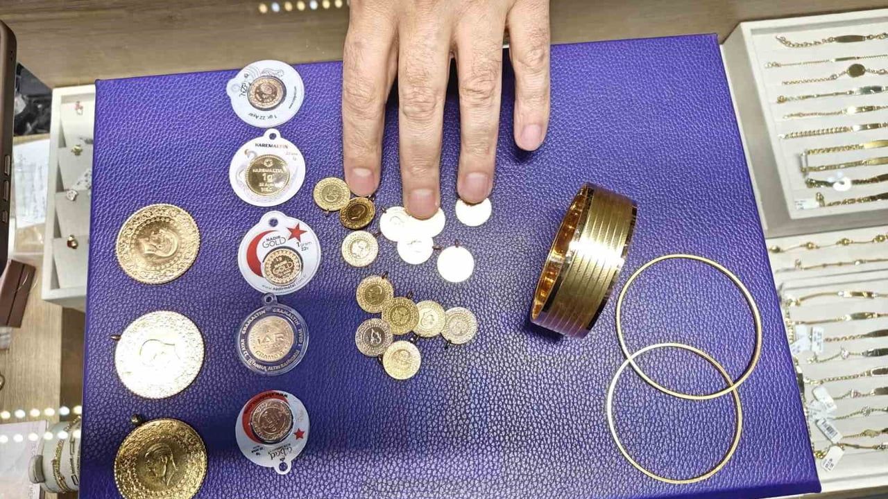 Kayserili sarraf Murat Polat: Altın 2025'te hızlandı, 2026'da da sürmesi bekleniyor