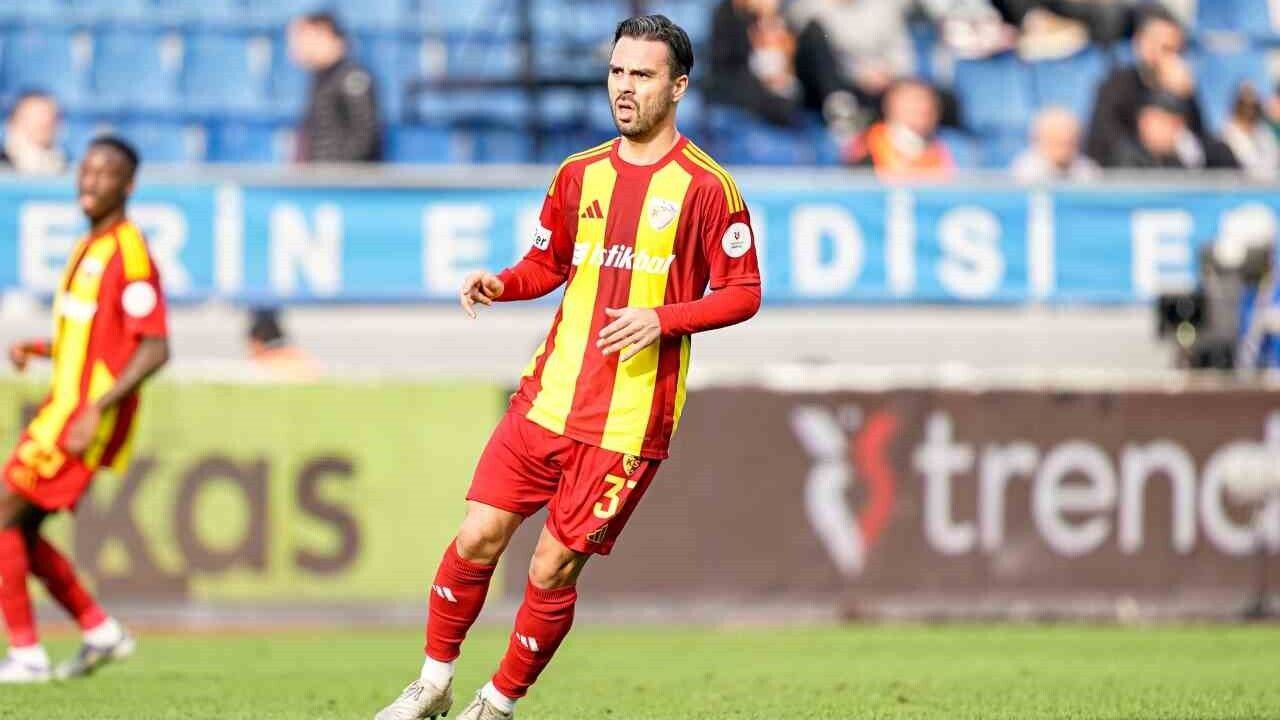 Kayserispor'da Furkan Soyalp cezalı duruma düştü
