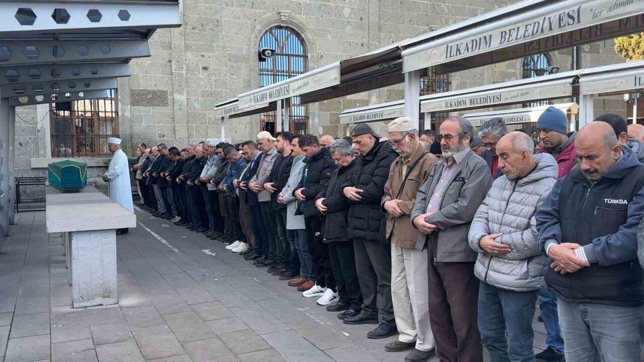 Kaza süsü verilen olayın zanlısı Dr. Serdar Kıyak Samsun’da defnedildi