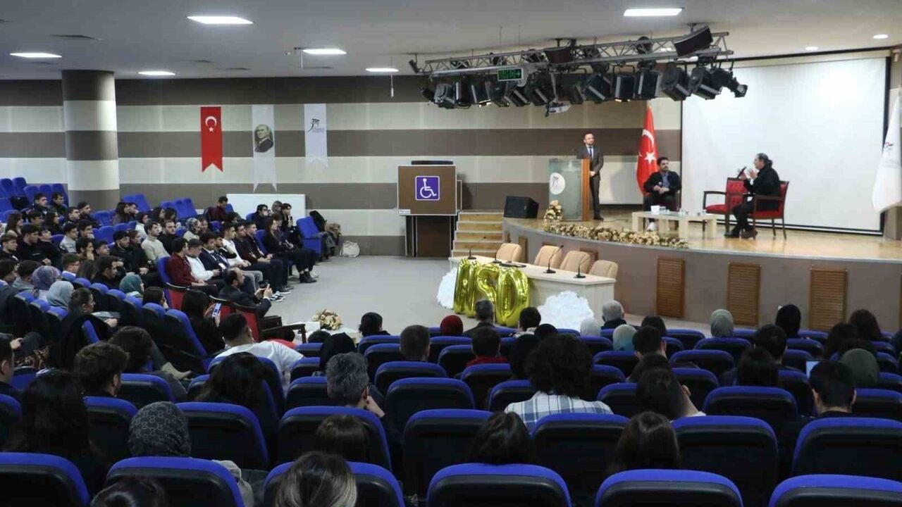 KBÜ'de "Cloud Day" etkinliği: Bulut, siber güvenlik ve yapay zeka öğrencilerle buluştu