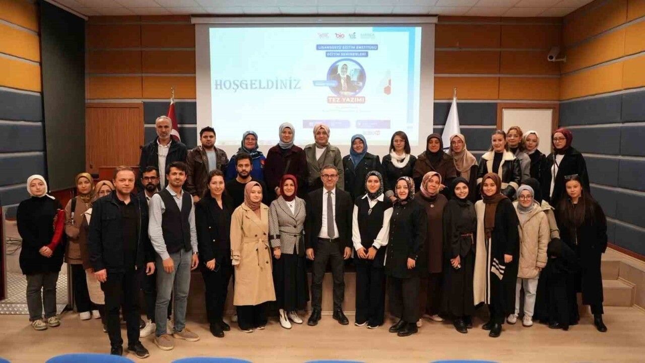 KBÜ'de Tez Yazım Atölyesi tamamlandı