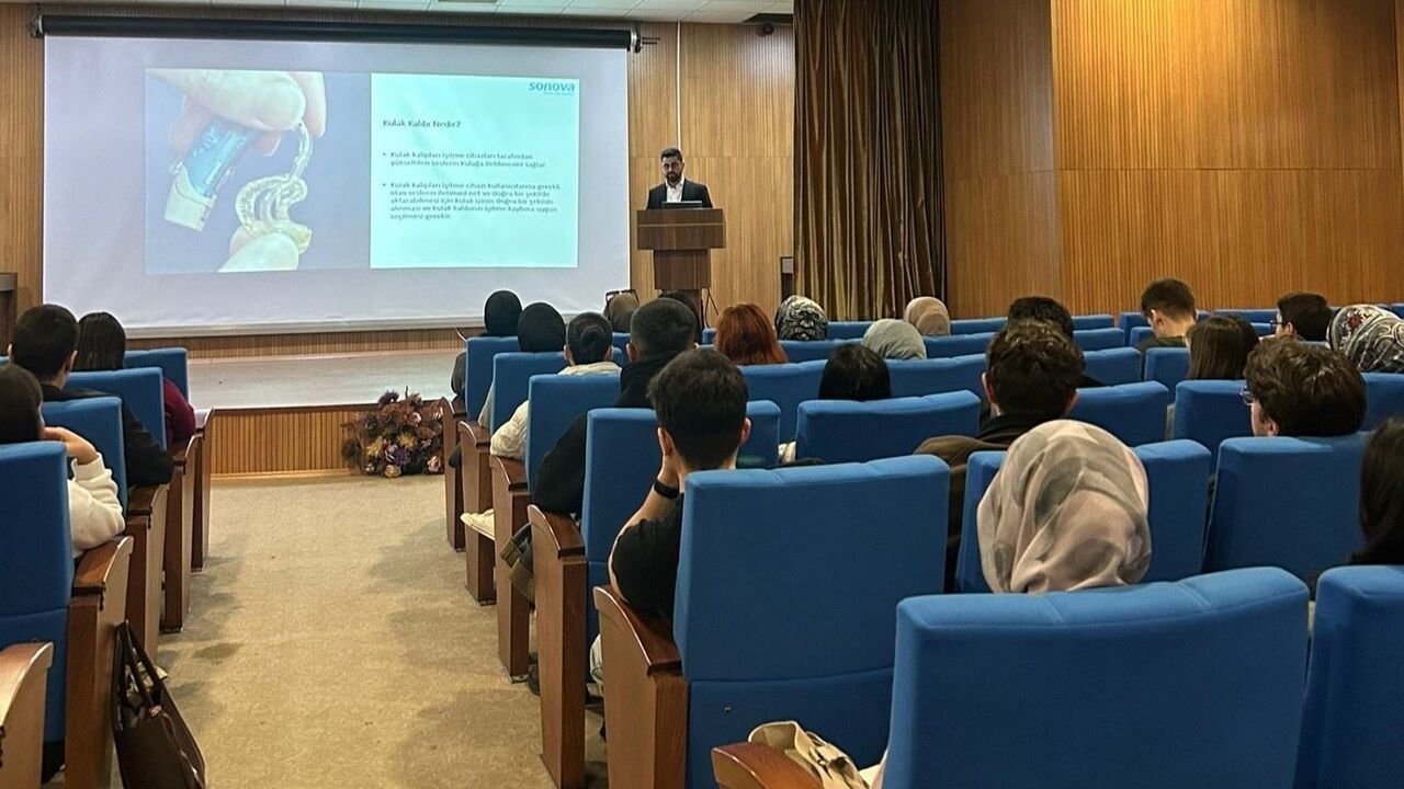 KBÜ Odyometri Öğrencilerine Uygulamalı İşitme Cihazı Eğitimi