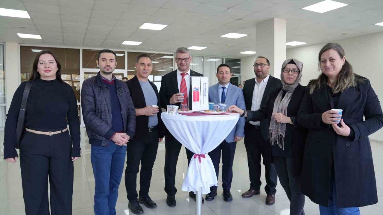 KBÜ, Trabzon'daki Erasmus+ Merkezi Projeler Toplantısında temsil edildi
