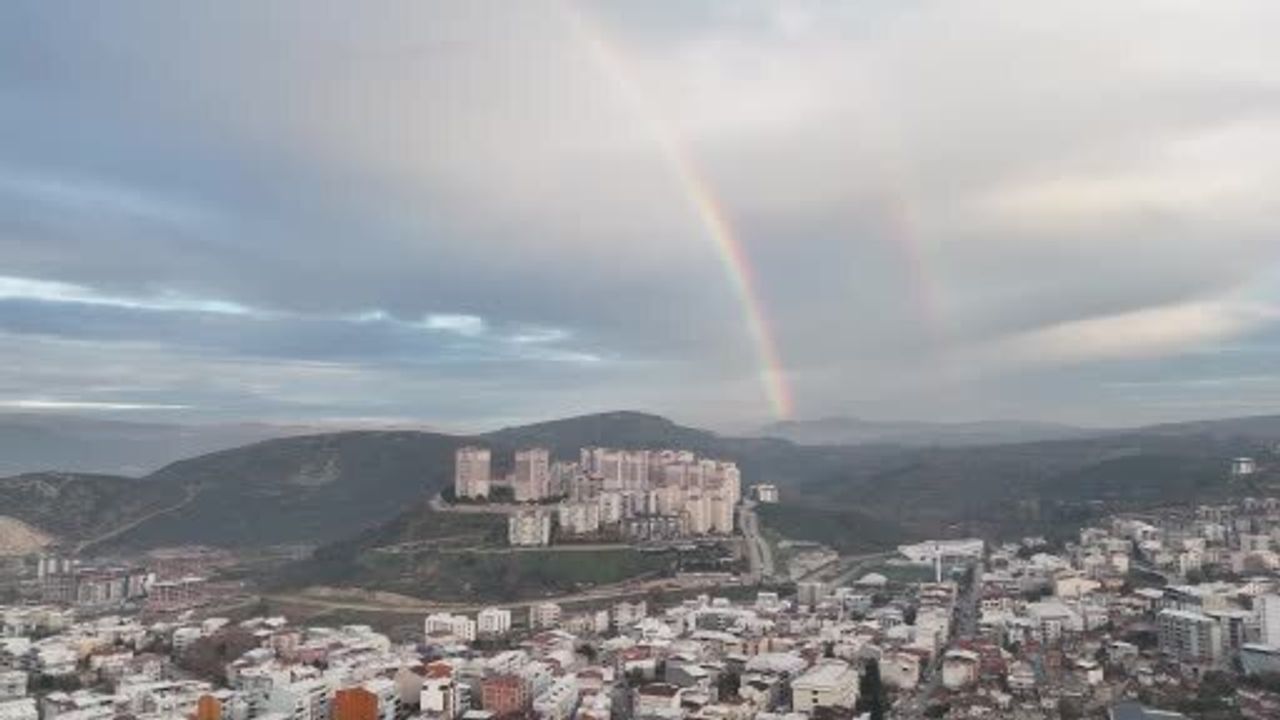 Kestel semalarında yağışsız parlak gökkuşağı
