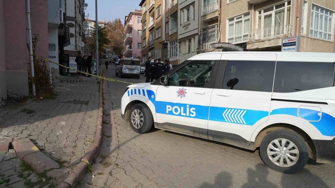 Kırıkkale'de avukatlık bürosunda silahlı saldırı: Kayınpeder 1 kişiyi öldürdü, gelin ağır yaralı