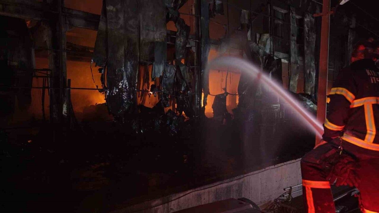 Kırıkkale'de Bahadır Kimya fabrikası yangını 10 saatte kontrol altına alındı