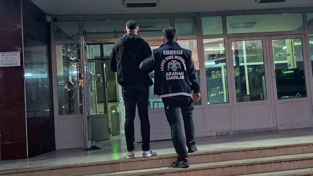 Kırıkkale'de eş zamanlı operasyonda 4 firari yakalandı