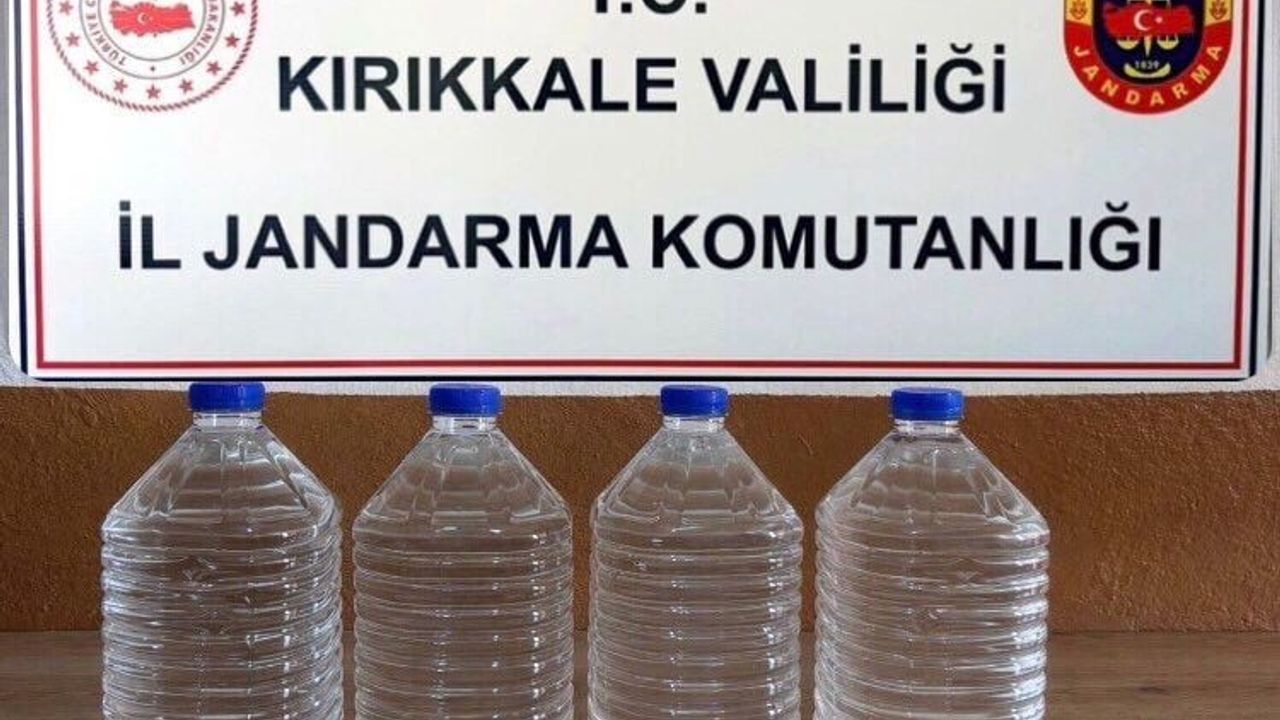 Kırıkkale'de kargodan 20 litre kaçak etil alkol ele geçirildi