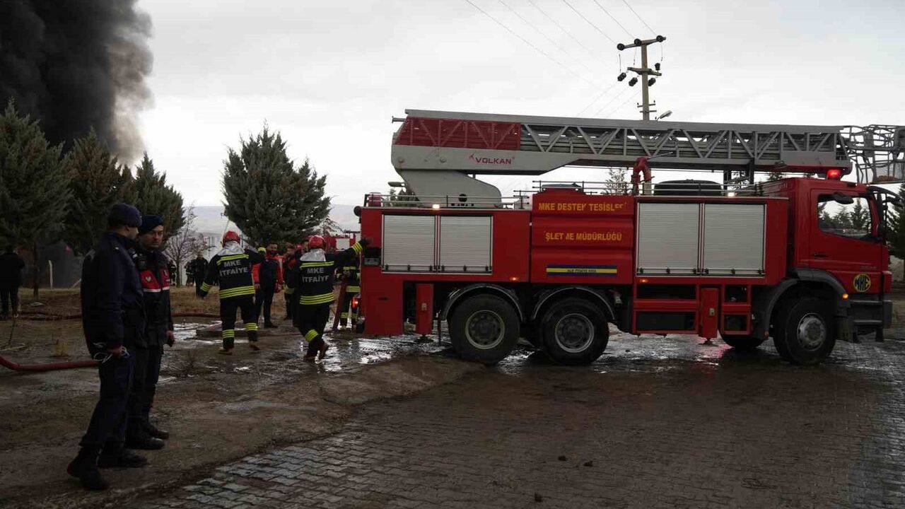 Kırıkkale'de kimya fabrikası yangını kontrol altına alındı