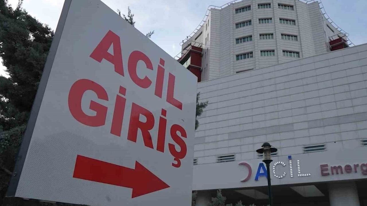 Kırıkkale’de otomobilin çarptığı yaşlı kadın ağır yaralandı — Kaza anı kamerada