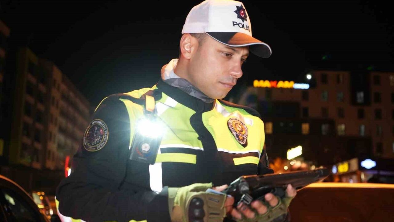 Kırıkkale'de üniversite çevresinde geniş çaplı narkotik denetimi