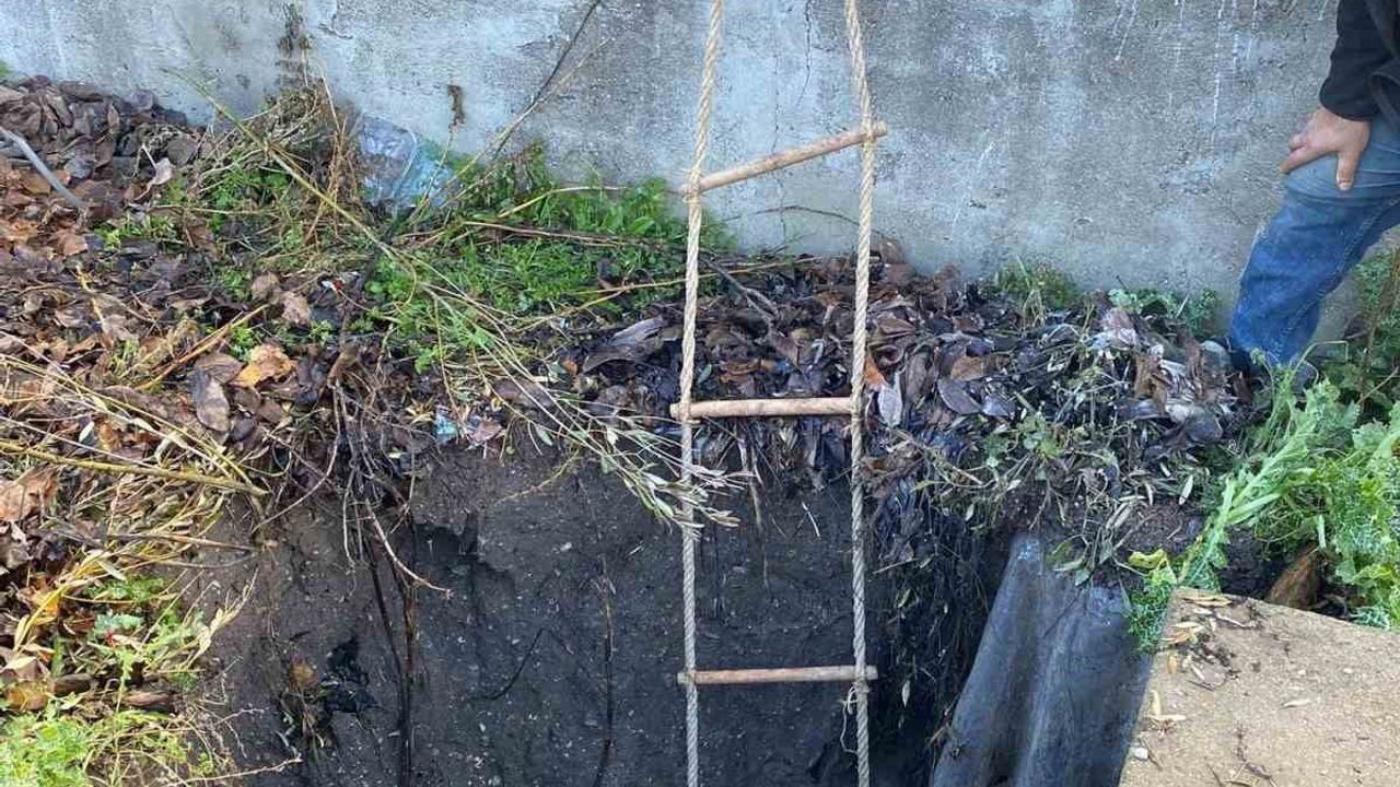 Kırkağaç'ta 5 metre derinliğindeki kuyudan köpek kurtarıldı