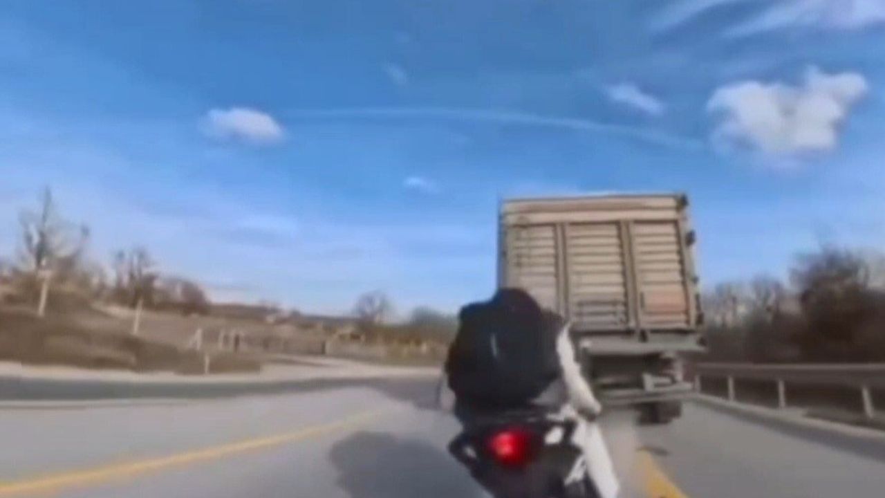 Kırklareli–Dereköy yolunda motosiklet kamyona arkadan çarptı: 1 yaralı