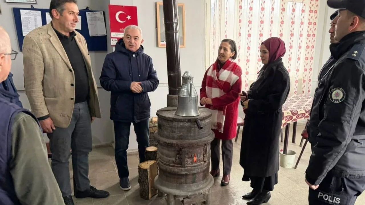 Kırklareli Valisi Turan Hamdibey Köyü'nde Vatandaşlarla Buluştu