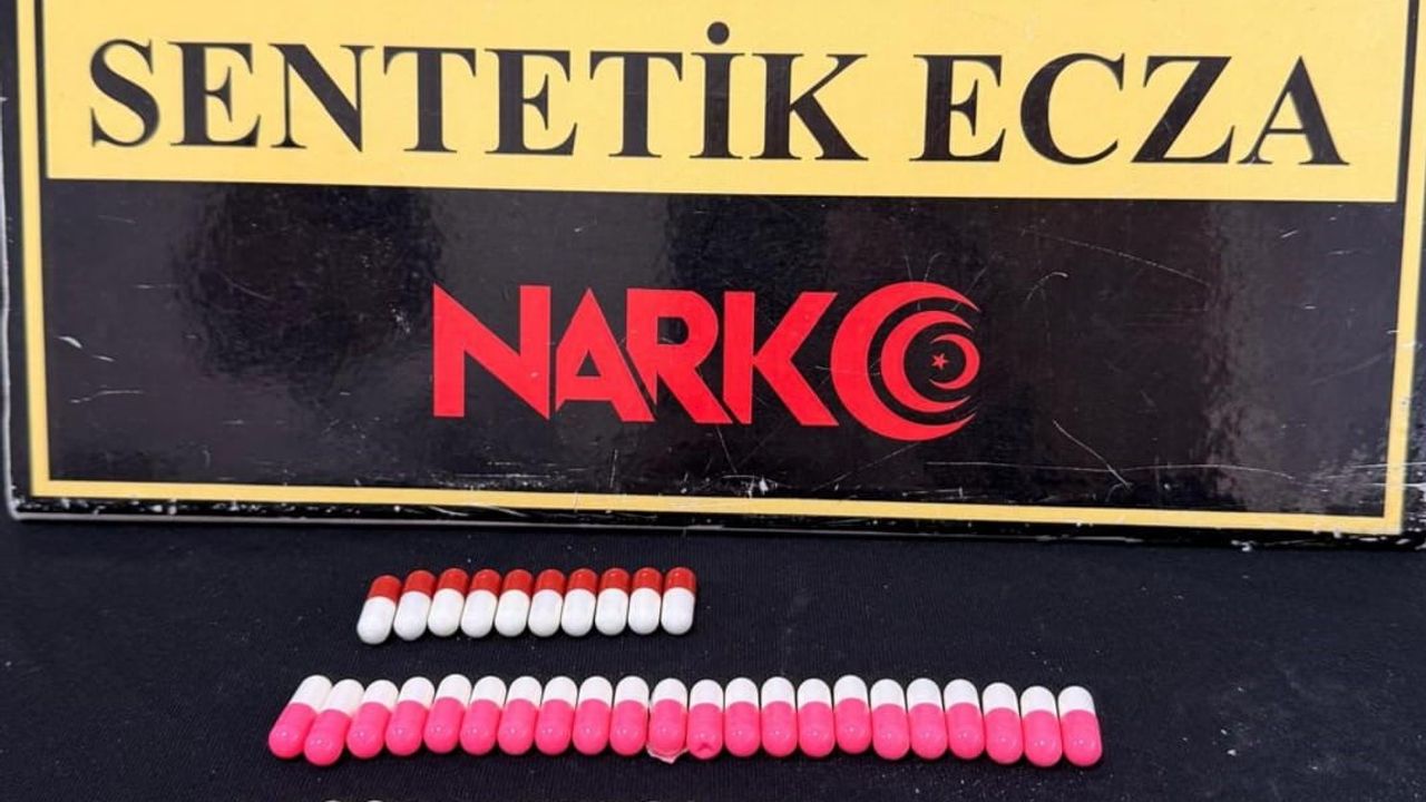 Kırşehir'de şüpheli üzerinde 97 sentetik hap ele geçirildi