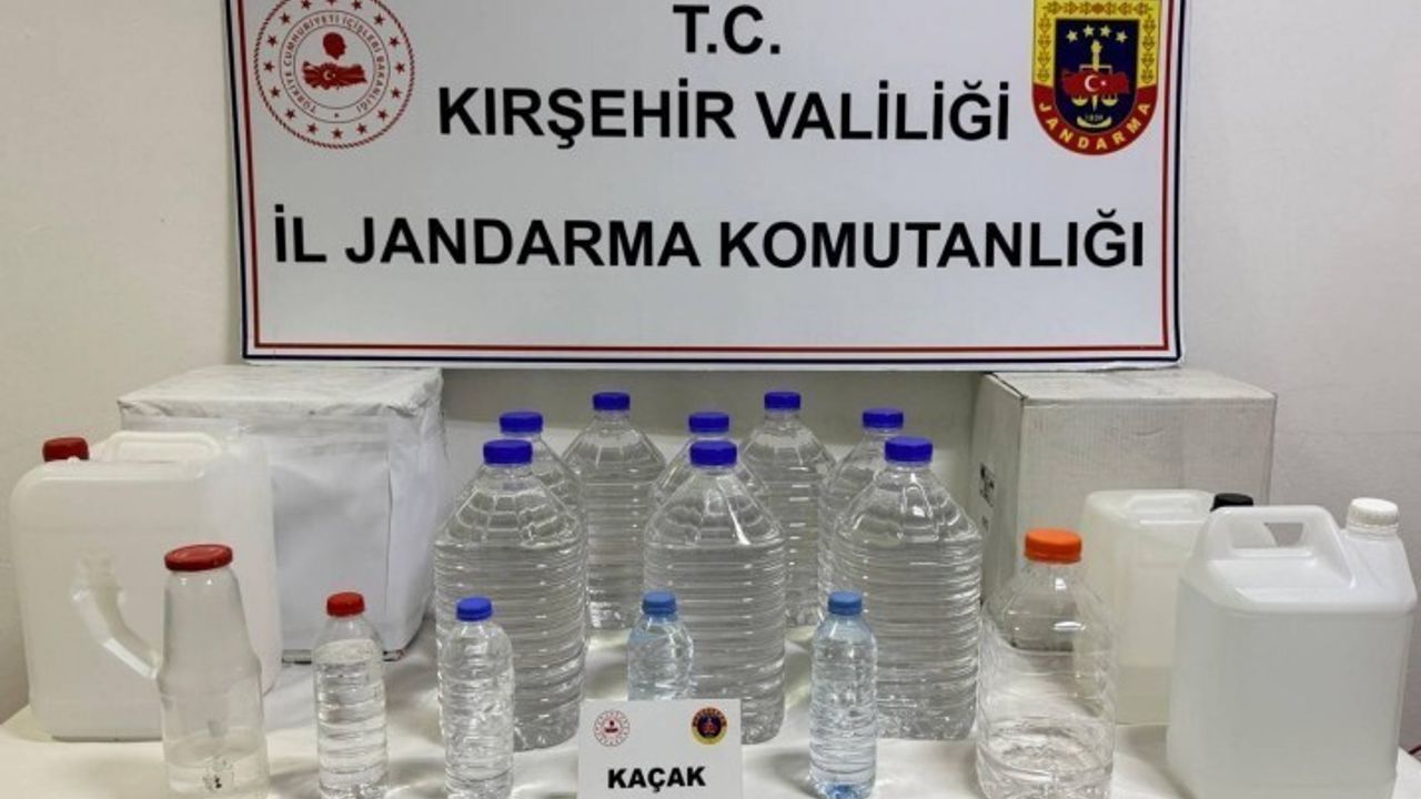 Kırşehir'de yasa dışı alkol operasyonunda 62 litre ele geçirildi
