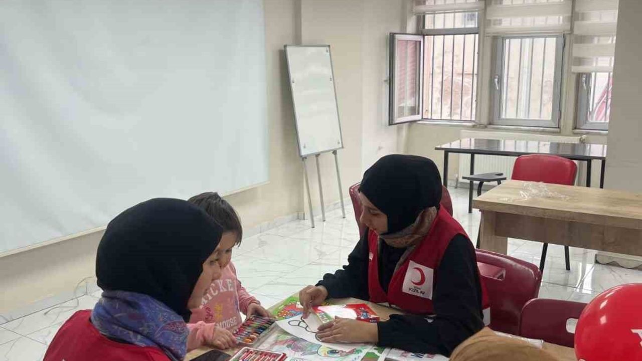 Kızılay Diyarbakır Şubesi otizmli çocukları ve ailelerini ağırladı