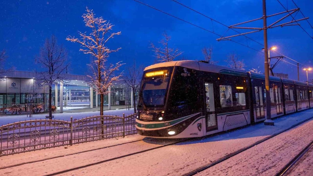 Kocaeli'de yılbaşı gecesi otobüs ve tramvaylara ek sefer