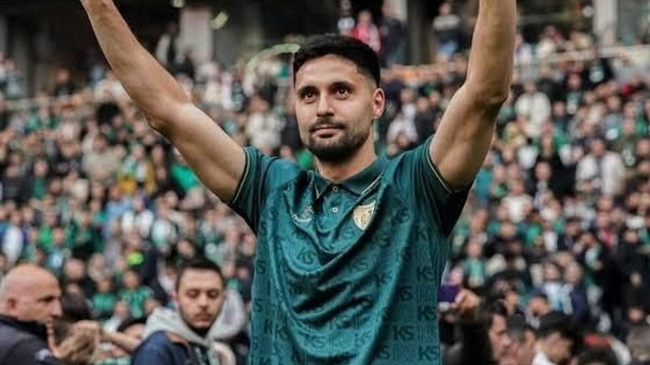 Kocaelispor, Tarkan Serbest ile sözleşmesini feshetti