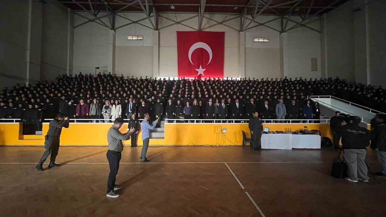 ‘Köklü Gelenekten Modern Geleceğe’ Aile Çalıştayı İzmir'de