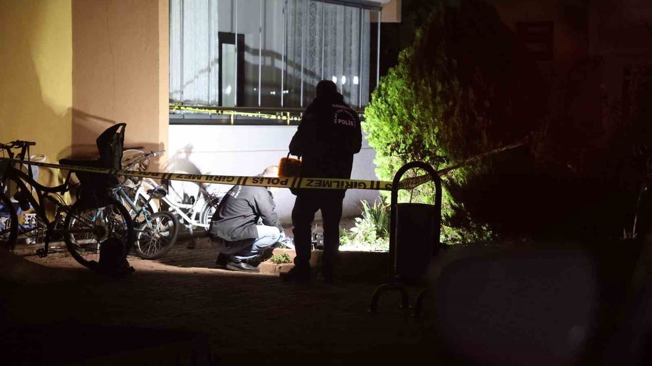 Konya'da eşi 22 bıçak darbesiyle öldürüldü: Zanlıya indirimsiz ağırlaştırılmış müebbet