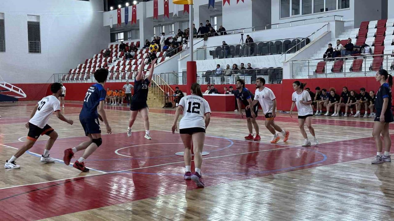 Korfbol Süper Ligi 2. Hafta Müsabakaları Kütahya'da Başladı