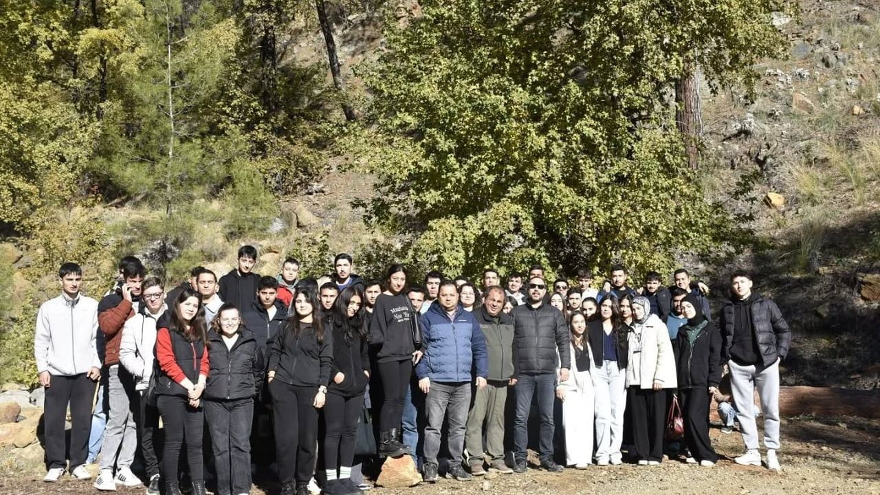 Köyceğiz'de Ormancılık Öğrencileri Sahada Uygulamalı Eğitim Aldı