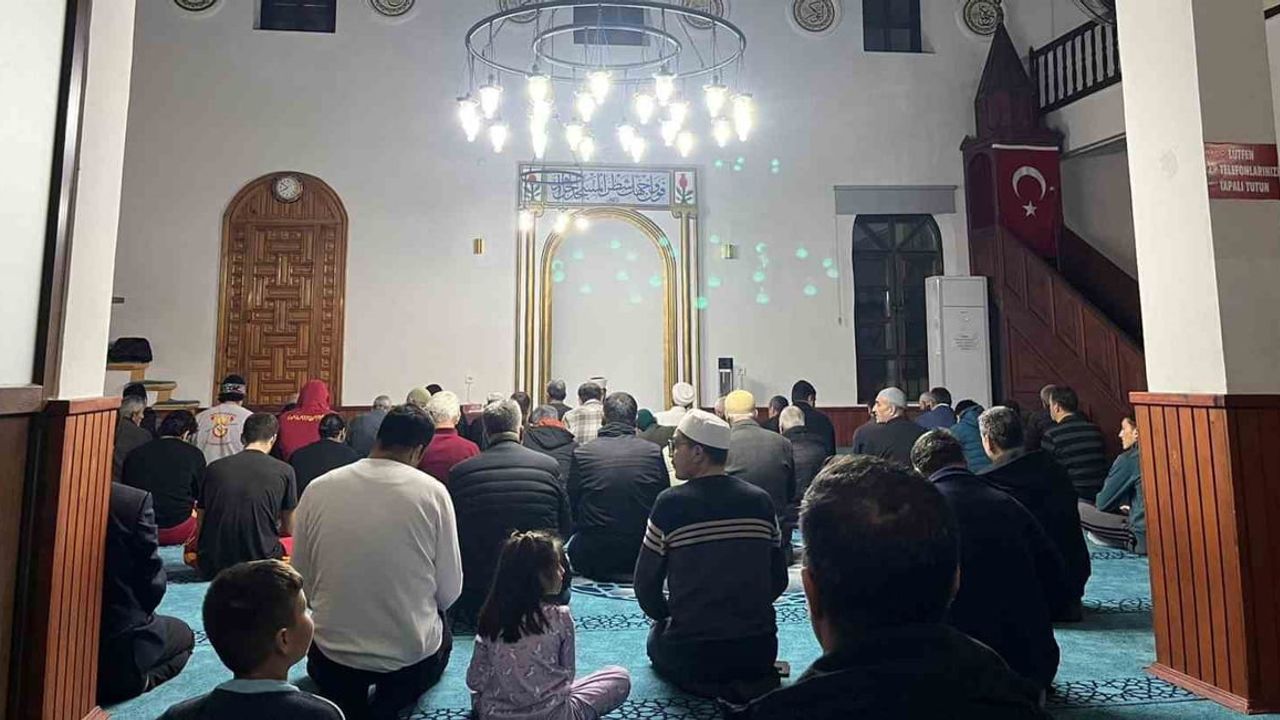 Köyceğiz'de Regaip Kandili Coşkuyla İdrak Edildi